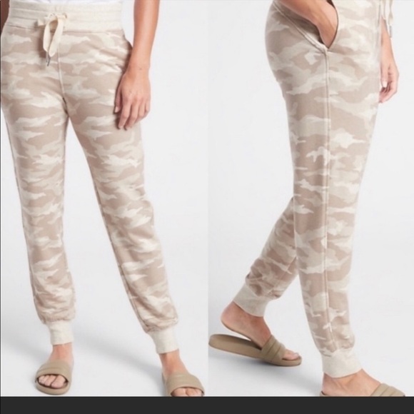 Athleta Balance Printed Soft Joggers Pants Camo Oatmeal Heather - Picture 8 of 8